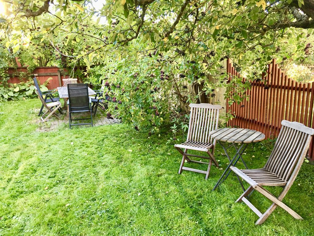 27Ans Nattlogi Bed and Breakfast Vadstena Eksteriør billede